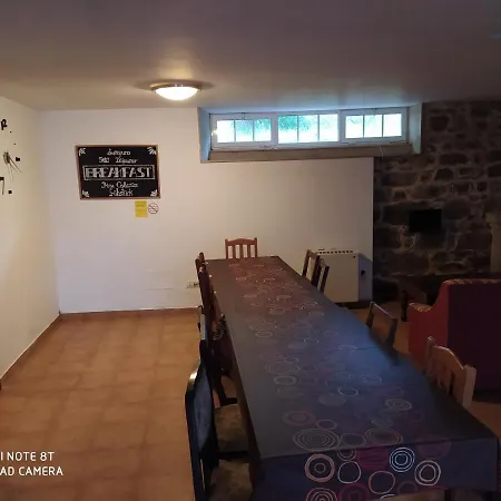 Hostel - De Logrosa *
