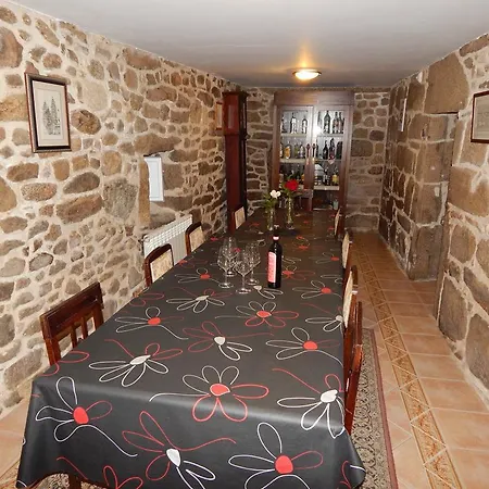 - De Logrosa Hostel