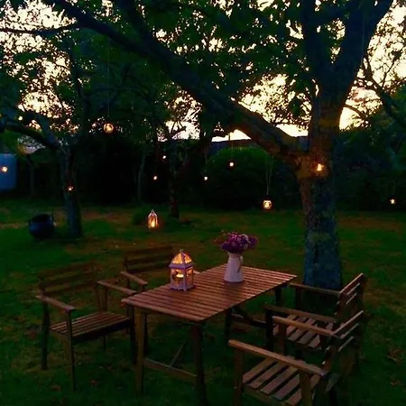 - De Logrosa Hostel